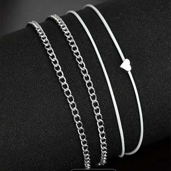3/$20 Layered Wrap Around Heart Anklet Silver Tone White NEW - Picture 2 of 9